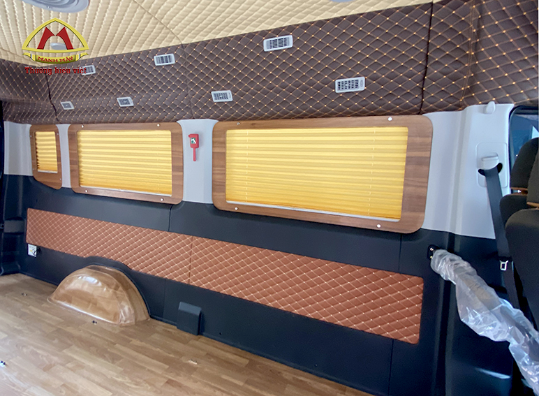 Rèm Limousine Vàng Móc Nhỏ